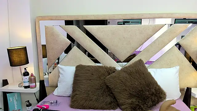 ximena vasquez8 online show from March 1, 2026, 3:08 am