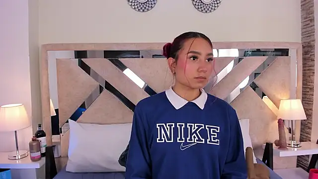 ximena vasquez8 online show from March 14, 2026, 4:18 am