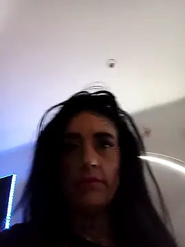 Snapshot of Tannedtattooed69 chatting on May 14, 2026, 1:01 am Tannedtattooed69 online show from May 14, 2026, 1:01 am