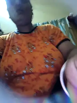 Snapshot of Cute_Amiya chatting on October 24, 2025, 8:27 pm Cute Amiya online show from October 24, 2025, 8:27 pm