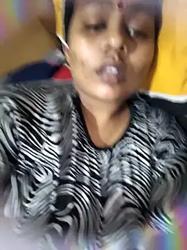 Snapshot of Cute_Amiya chatting on October 25, 2025, 1:18 pm Cute Amiya online show from October 25, 2025, 1:18 pm