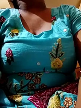 Snapshot of Cute_Amiya chatting on November 7, 2025, 6:08 pm Cute Amiya online show from November 7, 2025, 6:08 pm