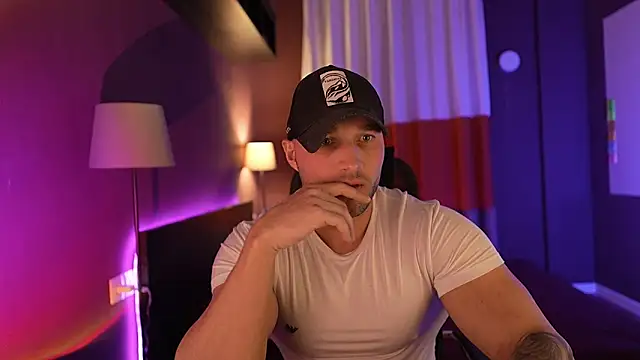 Snapshot of RikAdlerr chatting on March 4, 2026, 2:45 pm RikAdlerr online show from March 4, 2026, 2:45 pm