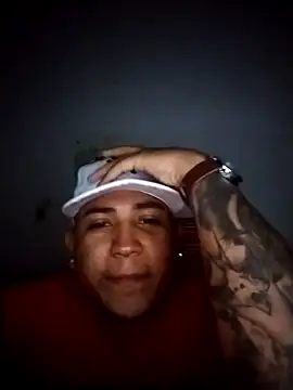 Snapshot of SOY0119DIEGO chatting on October 1, 2025, 1:22 am SOY0119DIEGO online show from October 1, 2025, 1:22 am