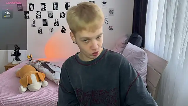 olivertasty online show from October 31, 2025, 12:28 pm