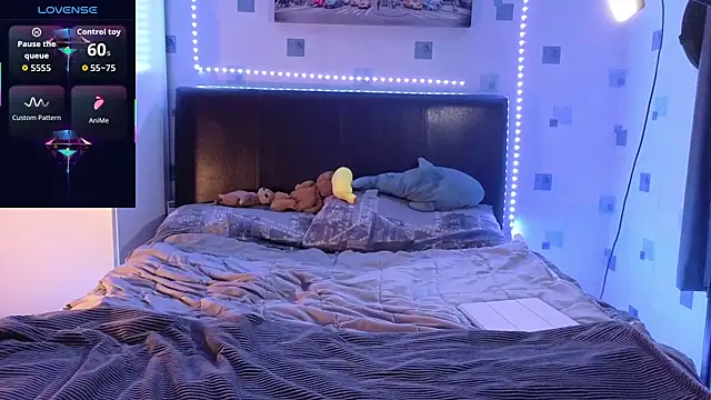 Snapshot of luciferdaroyale chatting on October 29, 2025, 10:33 pm luciferdaroyale online show from October 29, 2025, 10:33 pm