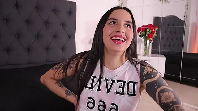 kaylee lee online show from February 10, 2026, 4:16 am