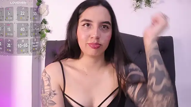 kaylee lee online show from July 1, 2026, 4:25 am