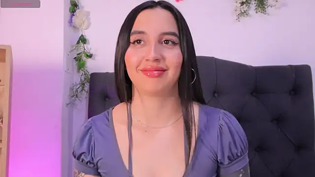 kaylee lee online show from July 15, 2026, 3:56 am