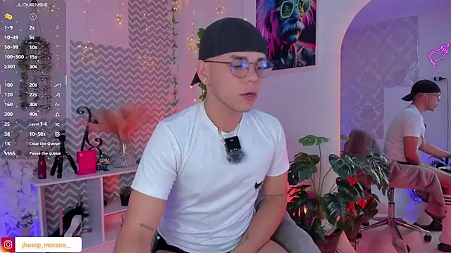 jhosepMoreno online show from April 5, 2026, 3:31 pm