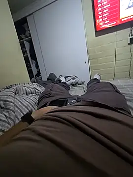 hotcower online show from April 23, 2026, 1:13 pm