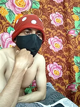 Seducing couple online show from February 3, 2026, 10:31 am