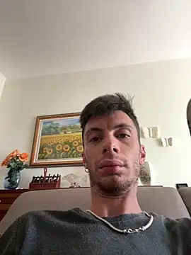 Lucamilano1991 online show from October 26, 2025, 8:53 am