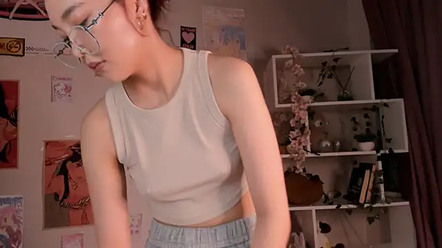 OdetteBiddy online show from September 13, 2025, 9:25 pm