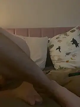 Snapshot of Skater1287 chatting on October 1, 2025, 3:34 am Skater1287 online show from October 1, 2025, 3:34 am