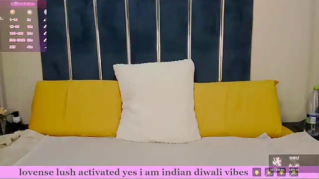 INDIANFLAME online show from October 21, 2025, 7:42 am