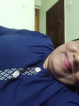 Snapshot of papukurty chatting on June 17, 2026, 5:58 pm papukurty online show from June 17, 2026, 5:58 pm