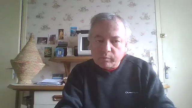 Snapshot of gegevincent chatting on April 10, 2026, 10:53 am gegevincent online show from April 10, 2026, 10:53 am