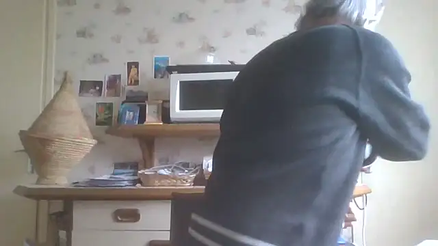 Snapshot of gegevincent chatting on April 11, 2026, 11:14 am gegevincent online show from April 11, 2026, 11:14 am