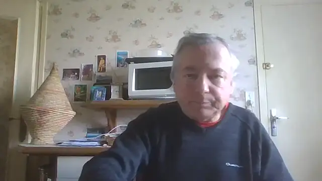 Snapshot of gegevincent chatting on April 14, 2026, 10:54 am gegevincent online show from April 14, 2026, 10:54 am