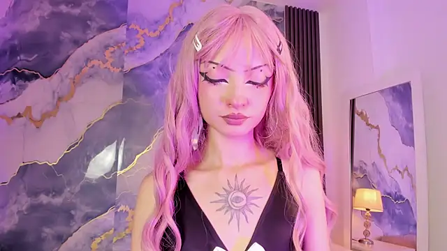 MaddieStark online show from June 11, 2026, 12:58 pm