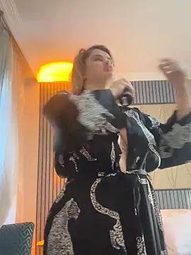 aydabella7777 online show from November 16, 2025, 12:55 pm