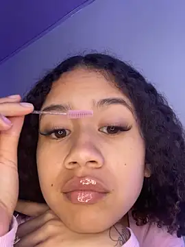 jadee8 online show from September 18, 2025, 8:11 pm