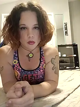 Snapshot of Kiami_Noara chatting on September 23, 2025, 7:44 am Kiami Noara online show from September 23, 2025, 7:44 am