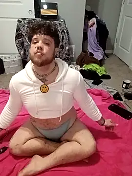 Snapshot of Kiami_Noara chatting on February 9, 2026, 4:16 am Kiami Noara online show from February 9, 2026, 4:16 am