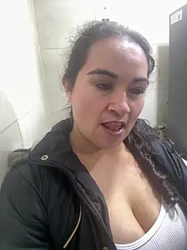 StefiAlizon70 online show from February 27, 2026, 12:32 am