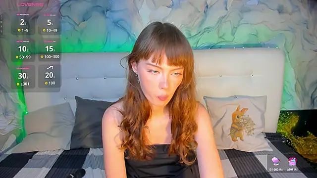 LolaMeddisson online show from October 10, 2025, 8:08 pm