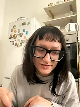 severingratty online show from October 4, 2025, 10:24 am