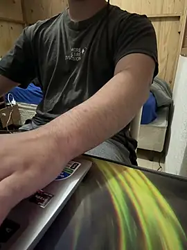 Brinquedo-da-zoe online show from February 26, 2026, 5:17 am