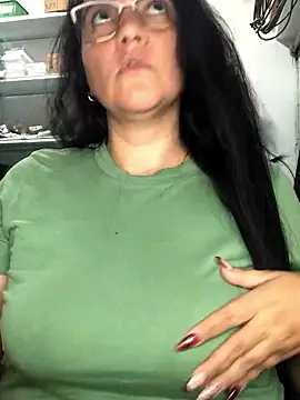 Snapshot of sweetdulcexxx chatting on January 7, 2026, 2:25 am sweetdulcexxx online show from January 7, 2026, 2:25 am