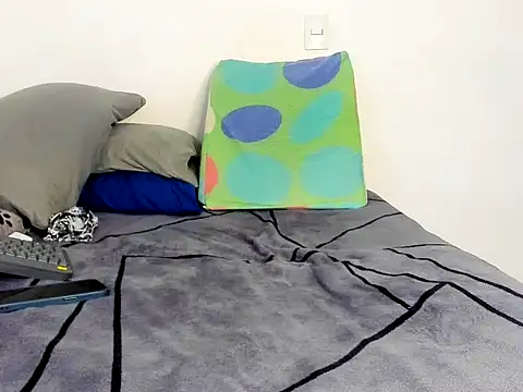 Snapshot of Master_Leonardo chatting on September 10, 2025, 7:03 pm Master Leonardo online show from September 10, 2025, 7:03 pm