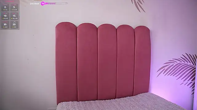 Snapshot of charlotterusso chatting on October 9, 2025, 2:15 pm charlotterusso online show from October 9, 2025, 2:15 pm