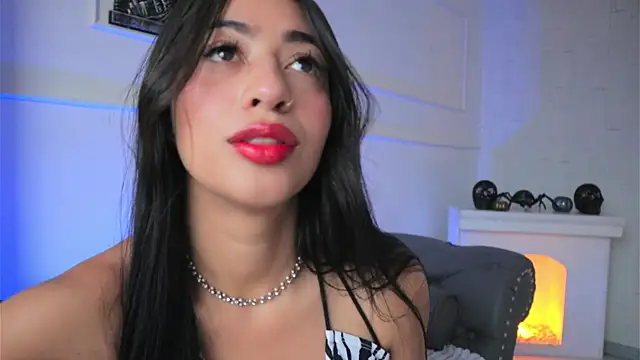 charlotterusso online show from October 22, 2025, 2:39 pm