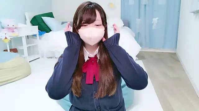 kiyoka love online show from October 1, 2025, 4:35 pm