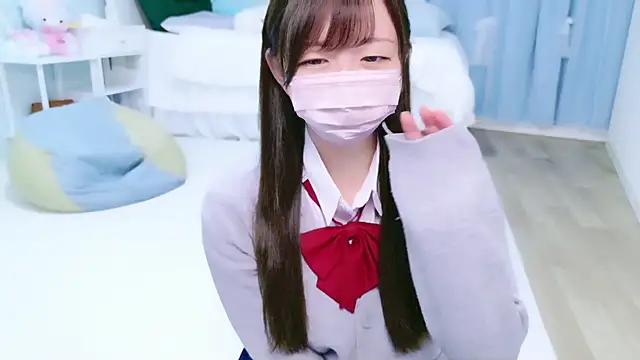 kiyoka love online show from October 20, 2025, 5:02 pm