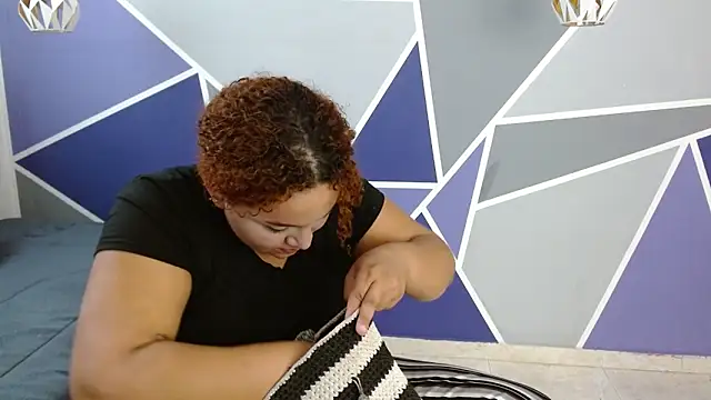 Yera carey online show from November 13, 2025, 12:26 pm