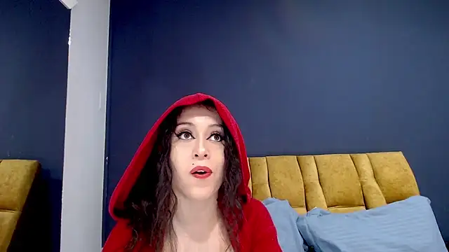 Snapshot of KendraaSimons chatting on October 22, 2025, 7:46 pm KendraaSimons online show from October 22, 2025, 7:46 pm