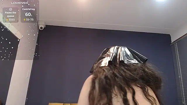 Snapshot of KendraaSimons chatting on October 31, 2025, 4:19 pm KendraaSimons online show from October 31, 2025, 4:19 pm