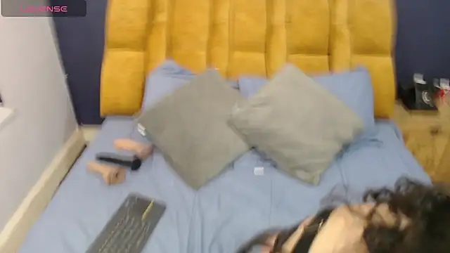 KendraaSimons online show from April 9, 2026, 8:36 pm