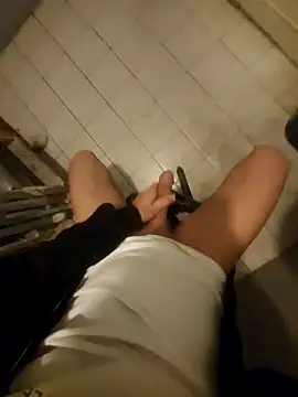 Snapshot of 777emre chatting on September 18, 2025, 11:23 am 777emre online show from September 18, 2025, 11:23 am