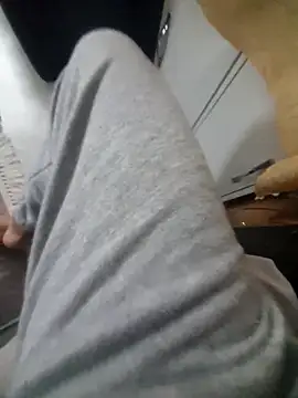 777emre online show from February 1, 2026, 8:35 am