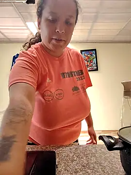 You-sexy-starr online show from October 25, 2025, 3:51 pm