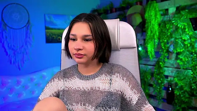 KimClarks  online show from February 26, 2026, 5:56 pm