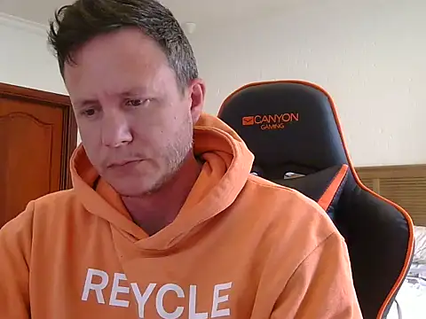 TroyDieselXXX online show from January 15, 2026, 6:40 am