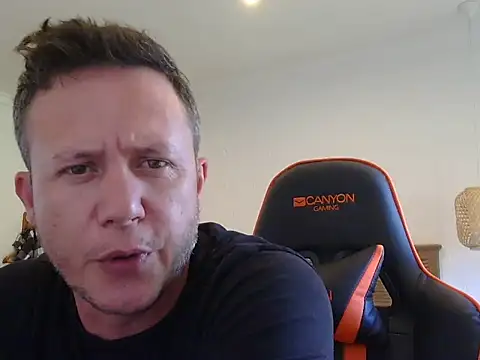 TroyDieselXXX online show from February 9, 2026, 5:44 am