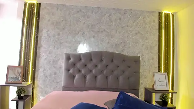 GiannaSlimJB online show from February 13, 2026, 7:10 pm